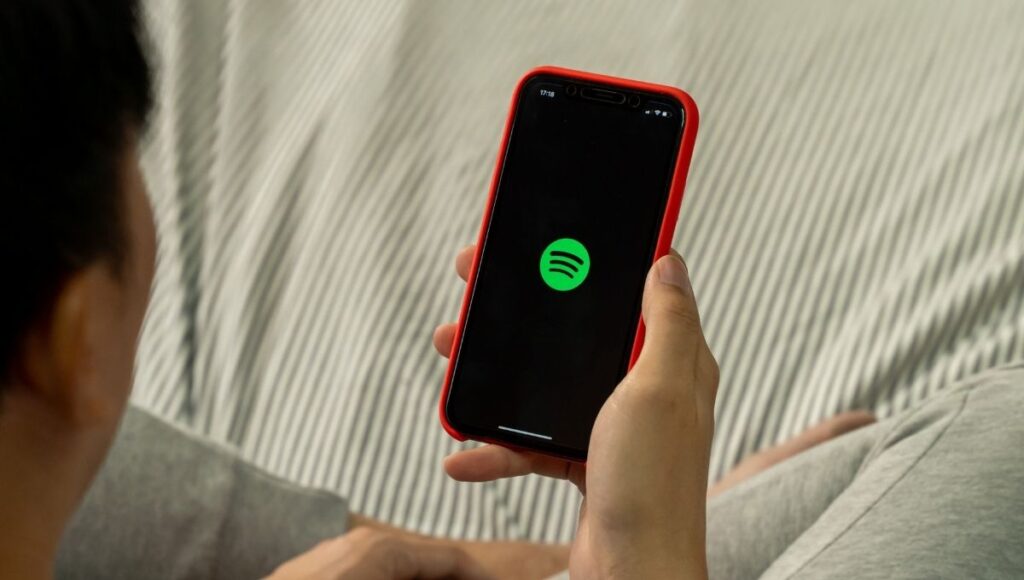 en redes reportaron caidas de spotify y otras apps como capcut