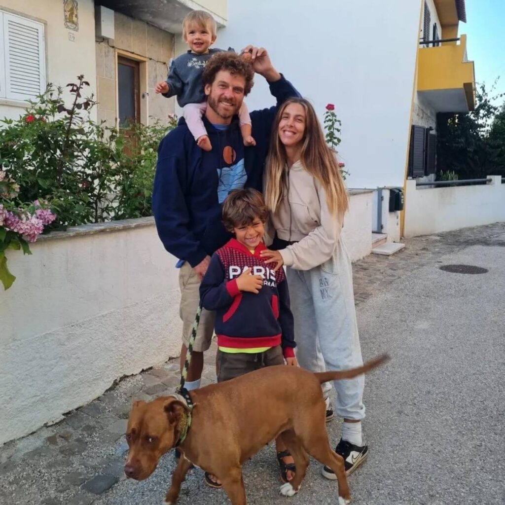 pablo comparte foto con su familia despues de su salida de survivor