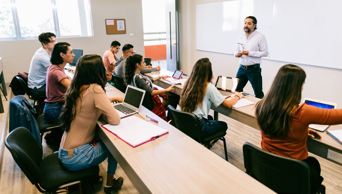 ¿Cuándo es el regreso a clases 2025?