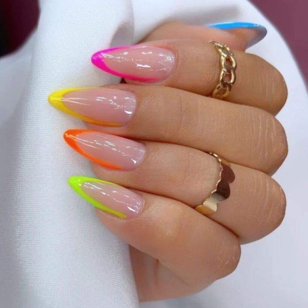 Ideas de manicura de los años 90 para la temporada verano 2025