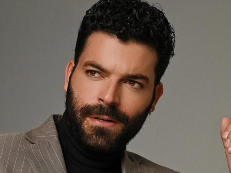 Adrián Di Monte recibe dinero por error en La Casa de los Famosos México