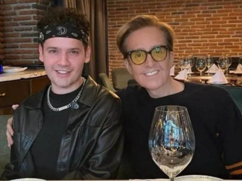 Novio de Daniel Bisogno recibió anillo de compromiso
