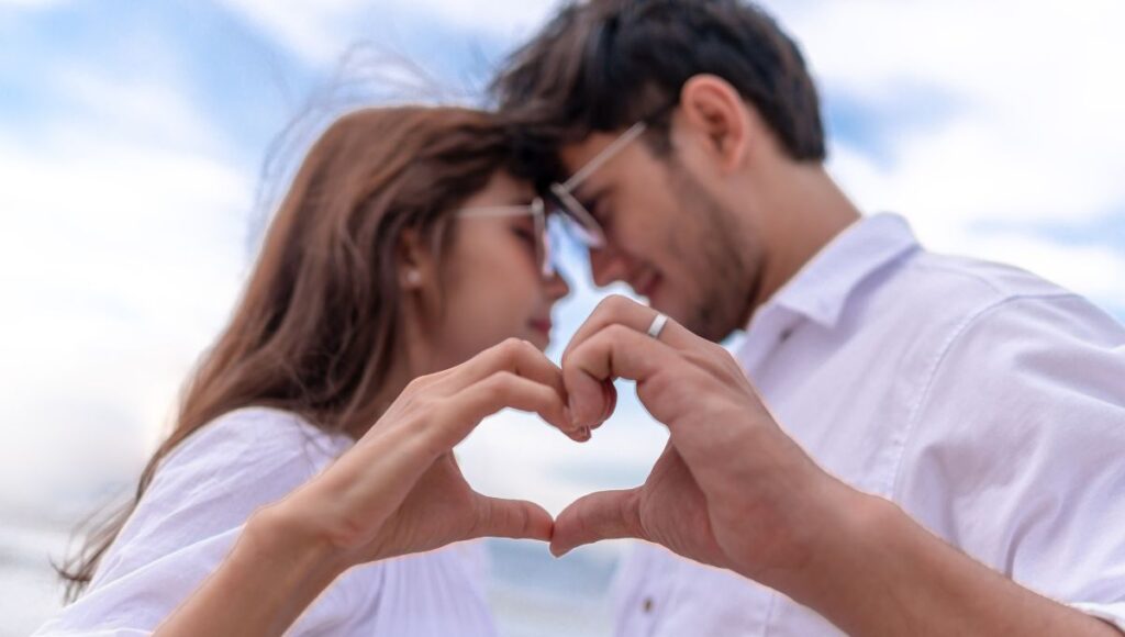 Qué es la teoría de agosto y por qué afecta a las parejas