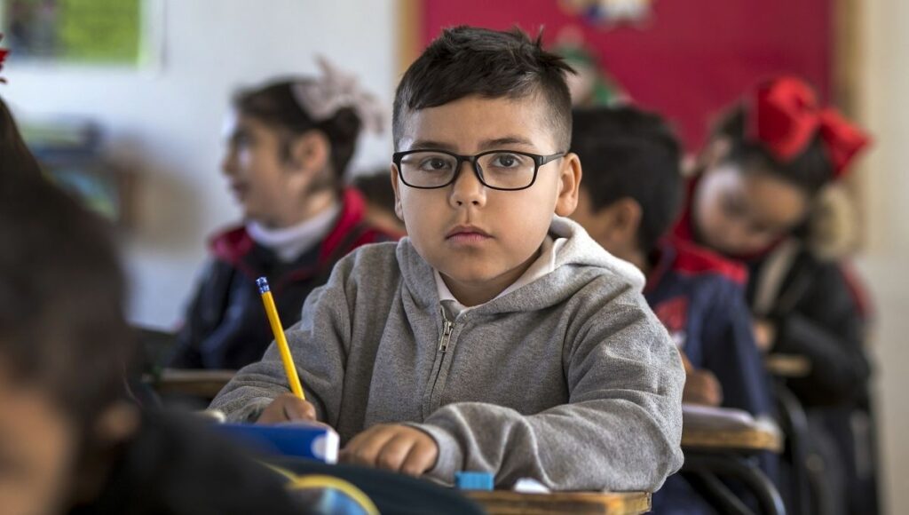 Precios de transporte escolar en Nuevo León para el regreso a clases 2025-2026