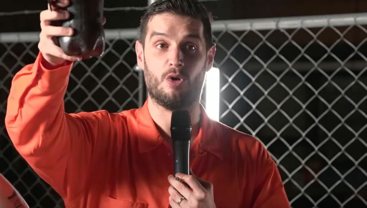 adrian marcelo amaga con cambiar la comedia por la politica luego de su polemica con mariana rodriguez