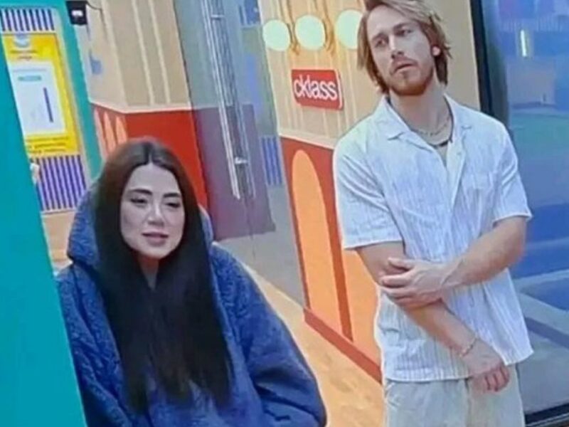 Mamá de Aldo De Nigris pide a Mariana Botas devolverle su suéter