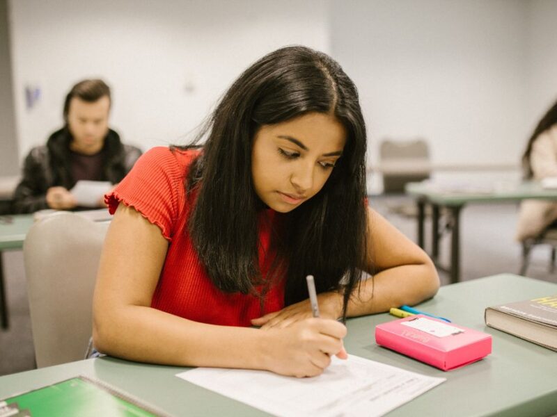 ¿Qué hacer si no aprobaste el examen ECOEMS?