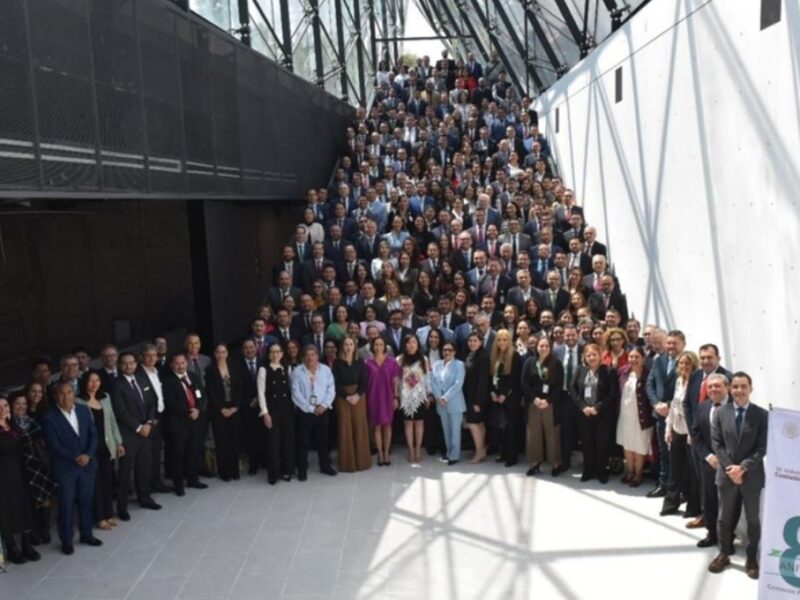 CFE celebra su aniversario 88