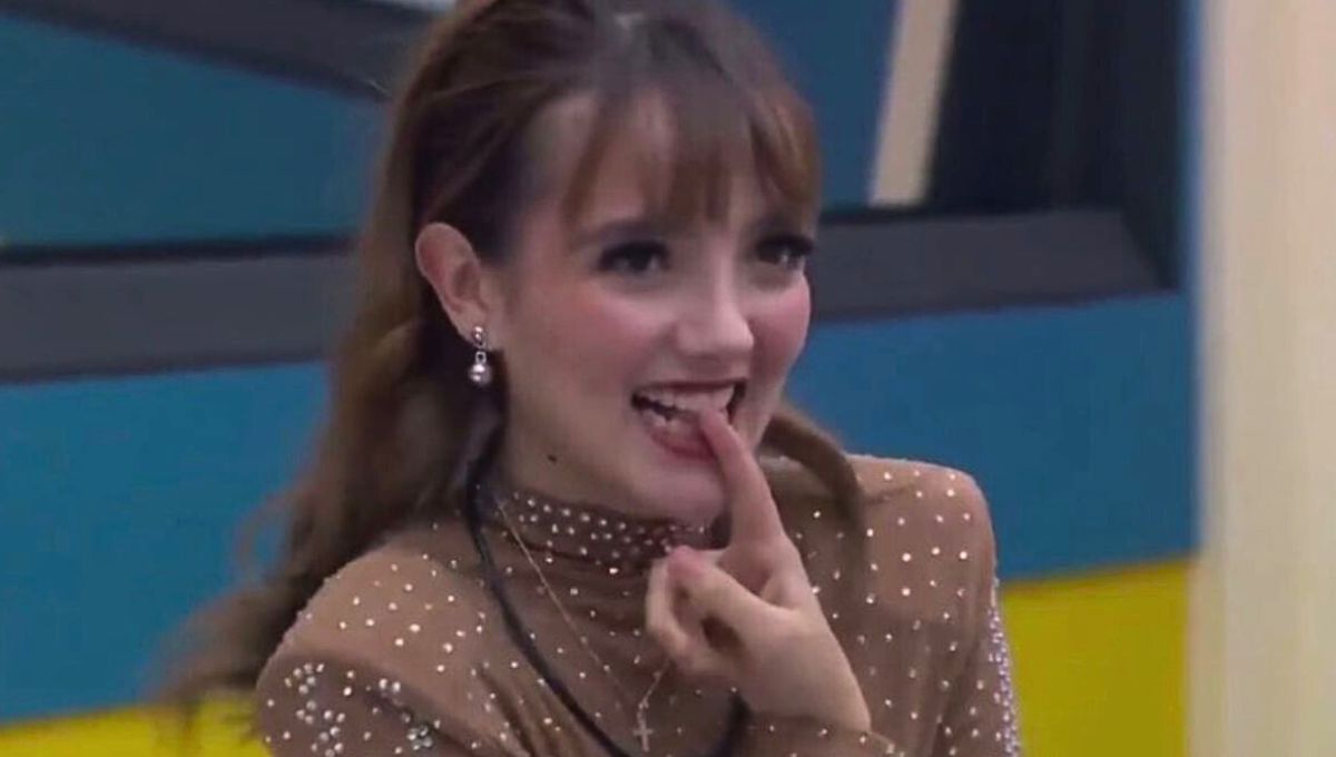 Qué le pasó a Elaine Haro en los dientes