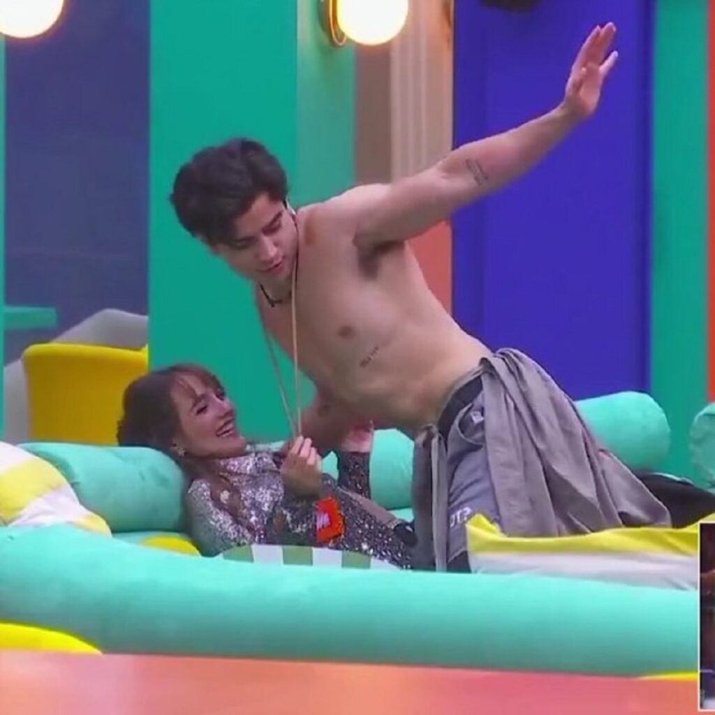 Elaine tiene novio y que mintió para La Casa de los Famosos México