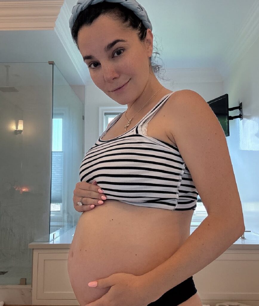 Martha Higareda tendrá gemelos