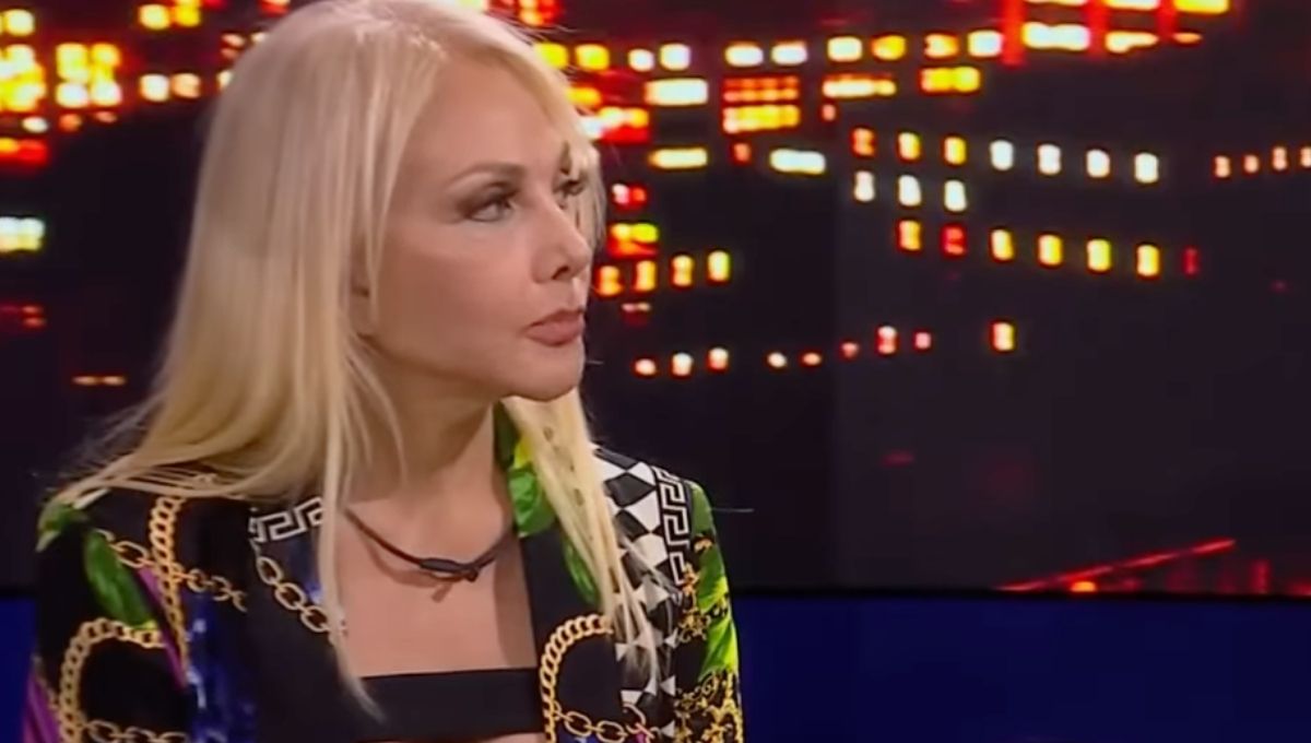 olivia collins uso sus poderes para descubrir quien la nomino en la casa de los famosos