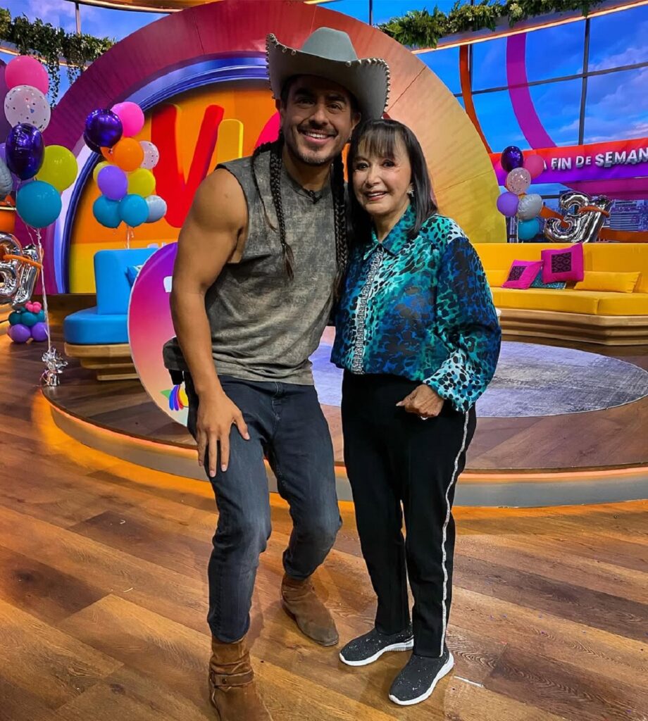 Rey Grupero agrede a un polícia en CDMX