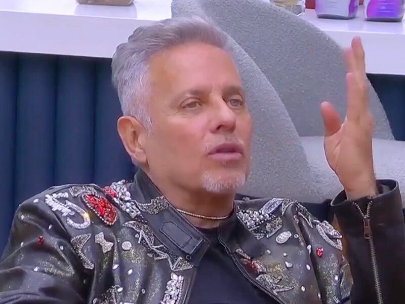 Alexis Ayala en problemas