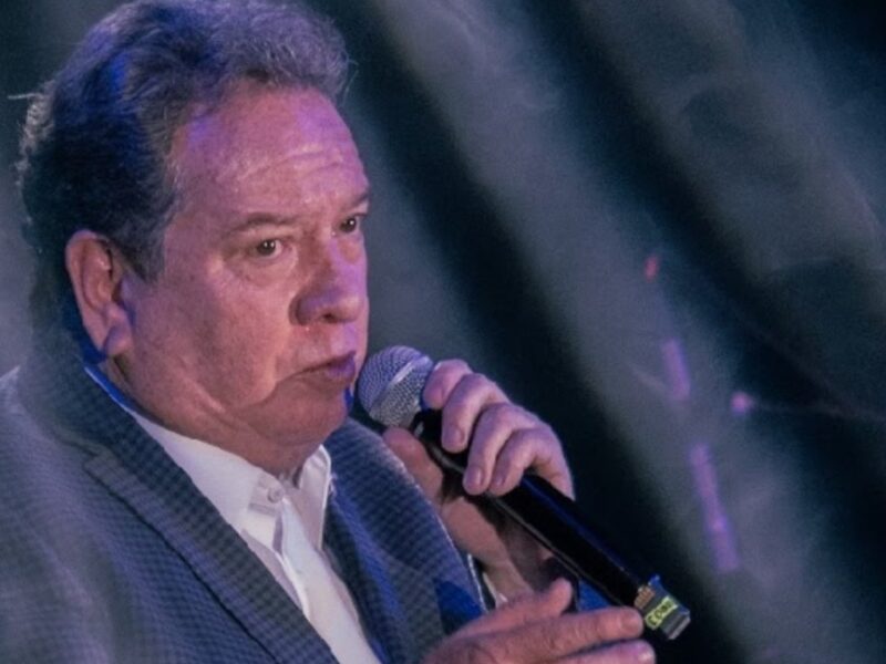 Coque Muñiz es hospitalizado de emergencia