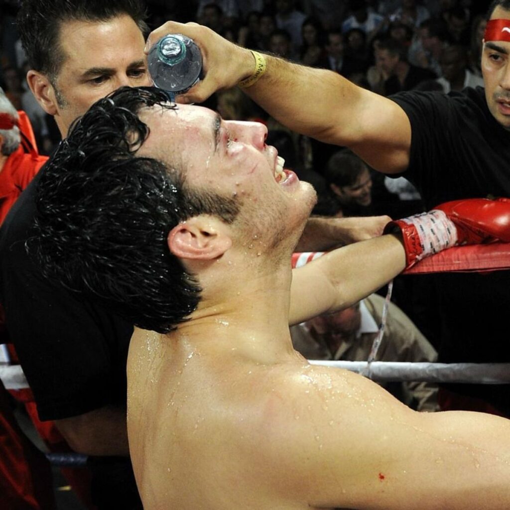 Julio César Chávez Jr. confirma pelea de box en 2025