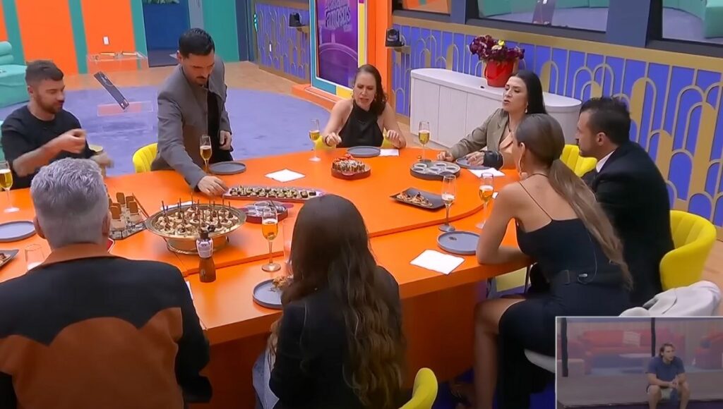 familiares de los finalistas entran a la casa de los famosos