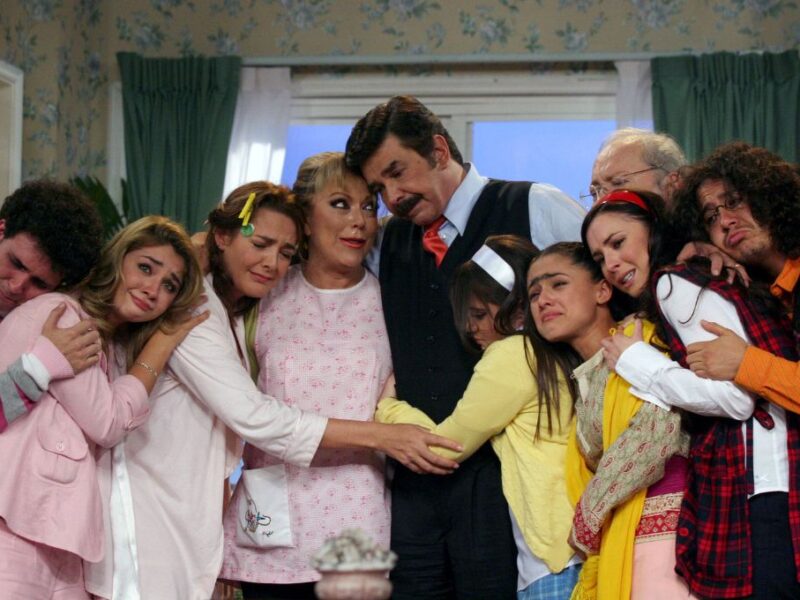 Dónde ver Una Familia de Diez