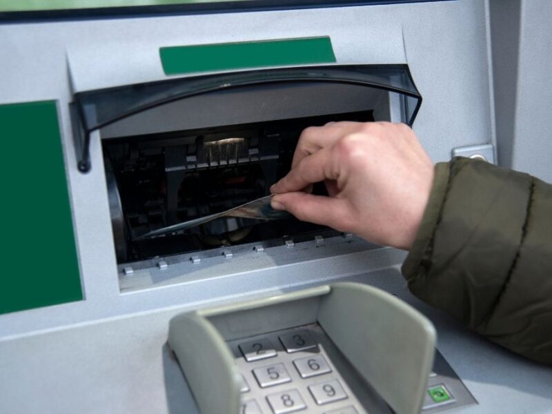 ¿Qué adultos mayores no recibirán pago en septiembre?