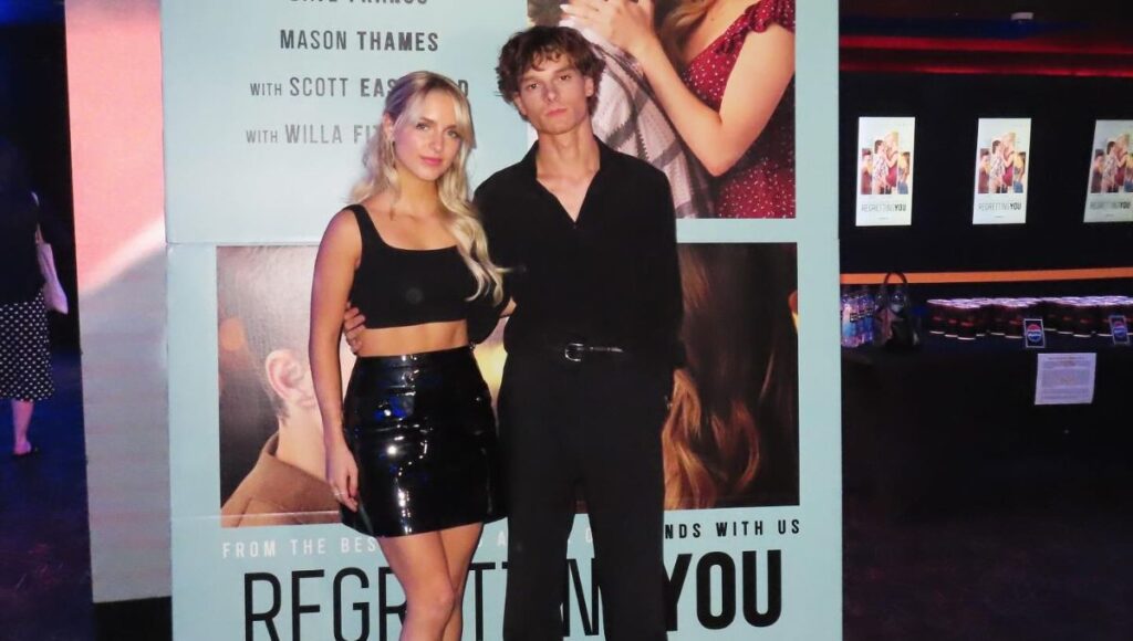 Son novios Mckenna Grace y Mason Thames de A pesar de ti