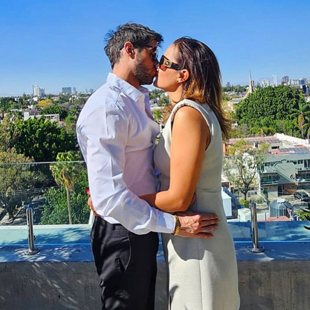 Novia de Eleazar Gómez pone nueva demanda por violencia