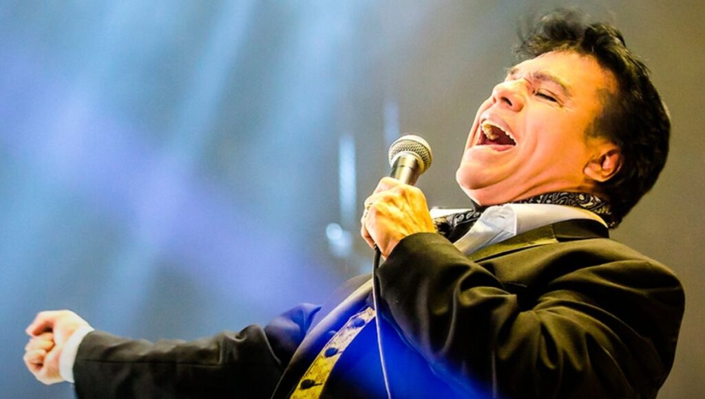 El año y la edad en que murió Juan Gabriel