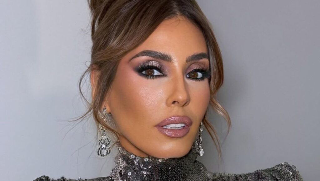 Fans piden a Alex Gou incluir a Mar Contreras en Mentiras