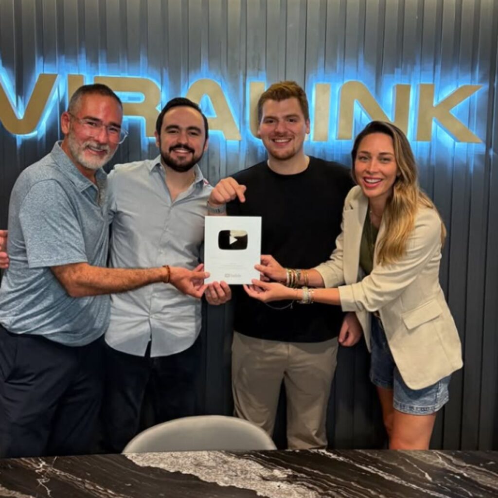 Poncho de Nigris critica a Viralink, agencia de Aldo de Nigris