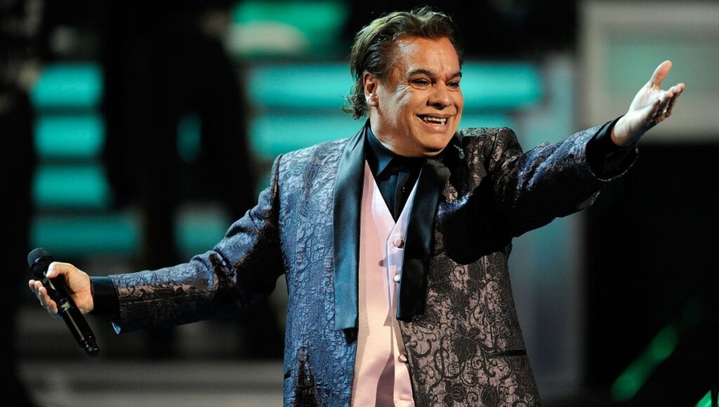 Quiénes son los managers de Juan Gabriel
