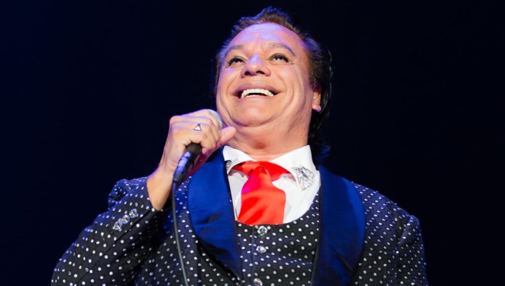 Quiénes son los managers de Juan Gabriel