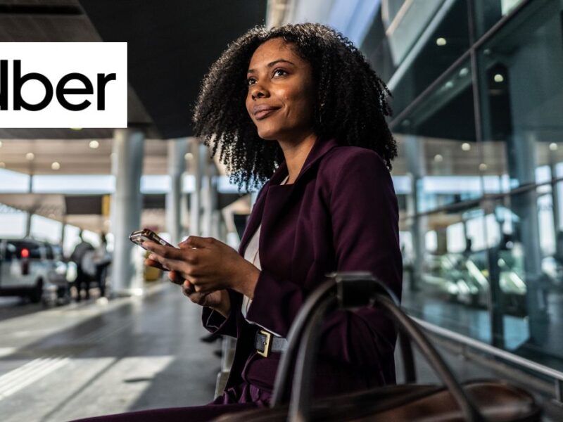 Uber ya puede hacer viajes a los aeropuertos en México