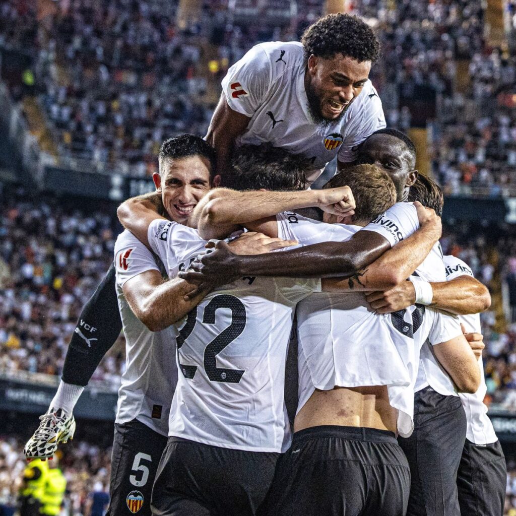 Horario y dónde ver en vivo Valencia vs Villarreal de LaLiga