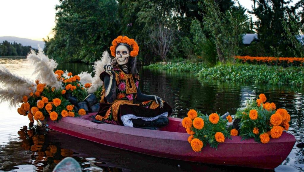 Vive una Noche de Leyendas y visita la Isla de las Muñecas