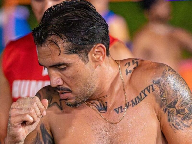 fans piden que la produccion de exatlon mexico sancione a mono osuna por sus burlas