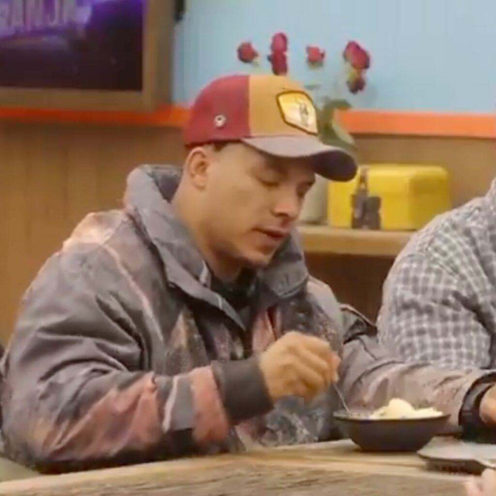 que le dijo jawy al tio pepe en la granja vip