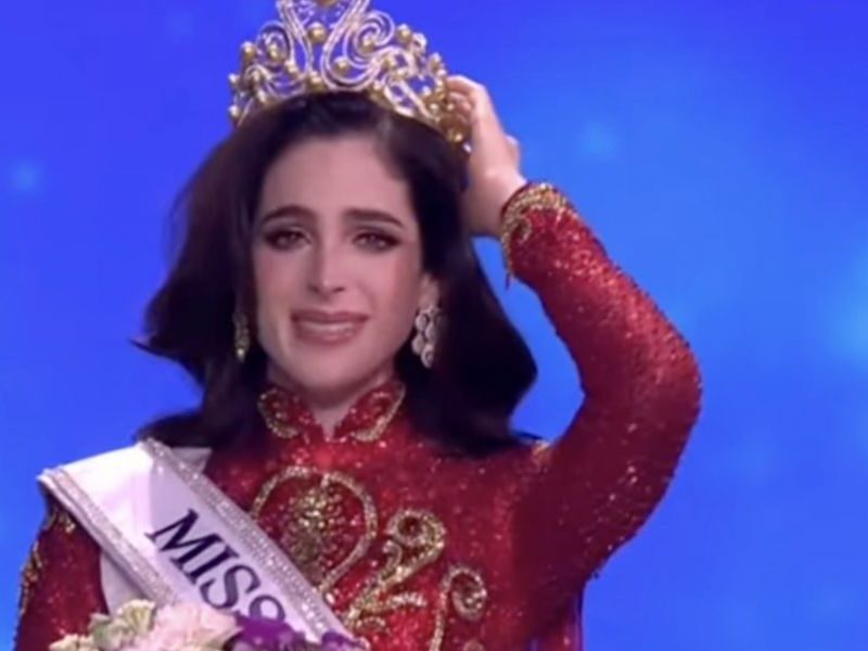 FÁTIMA BOSCH MISS UNIVERSO 2025