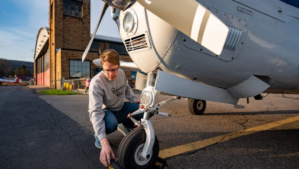 Quién es Matt Guthmiller