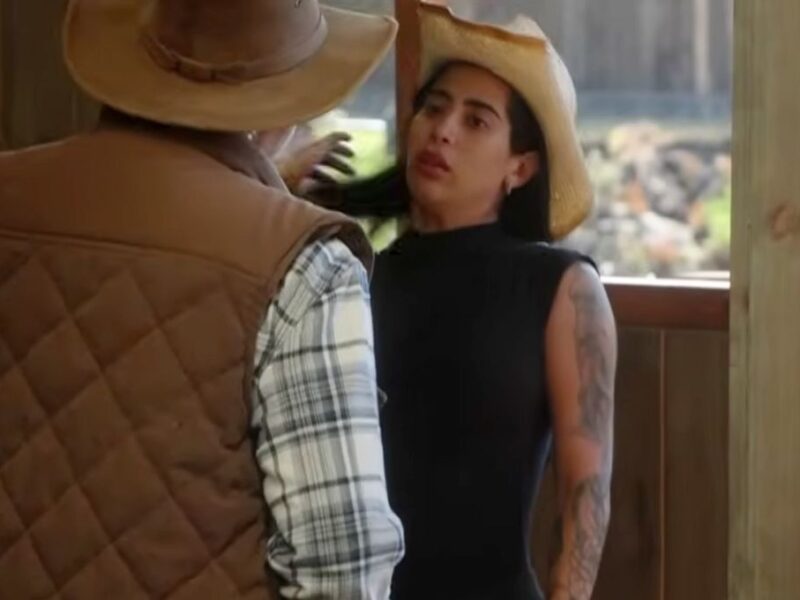 Kim Shantal se niega a bañar las vacas en La Granja VIP