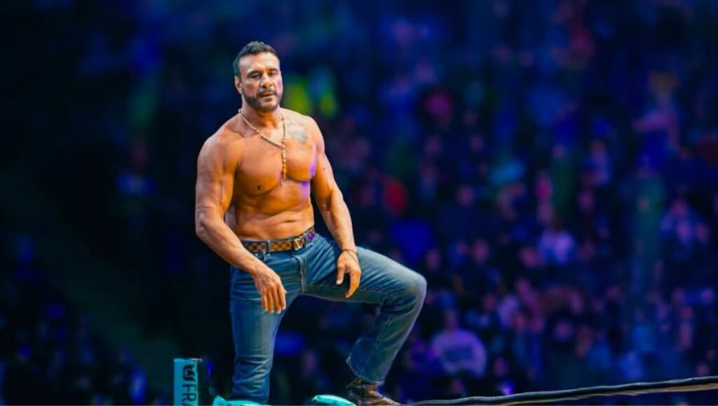 Razón de la salida de El Patrón de la WWE