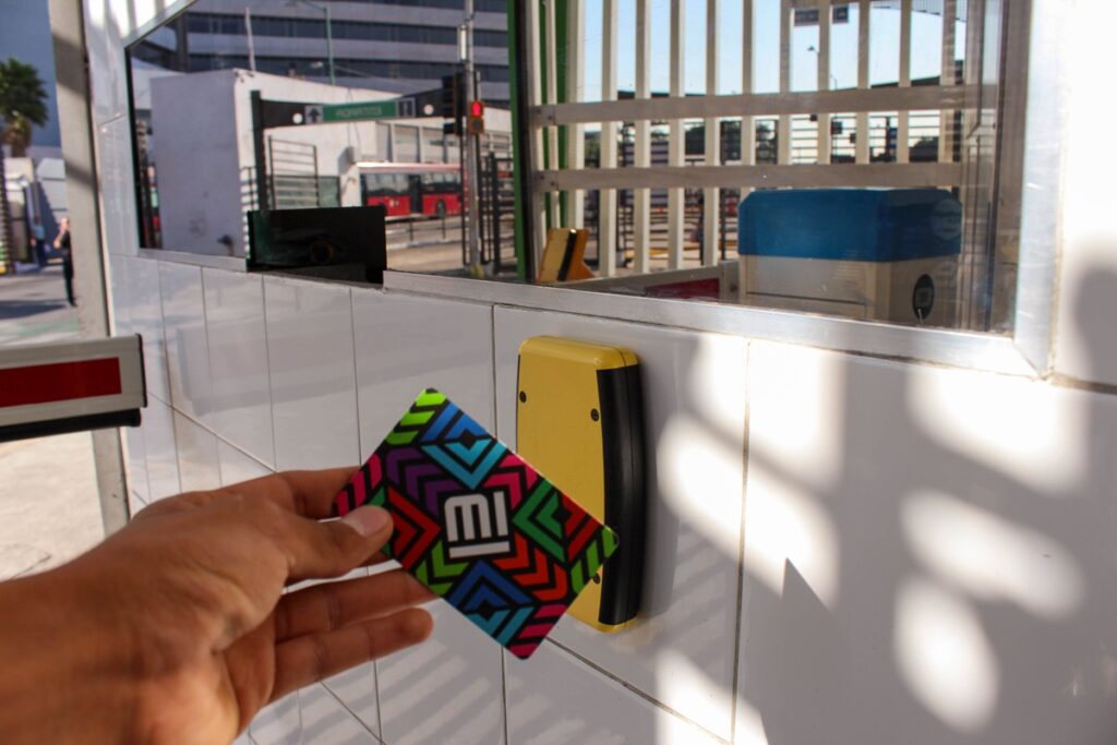 Horario del Metro 17 de noviembre