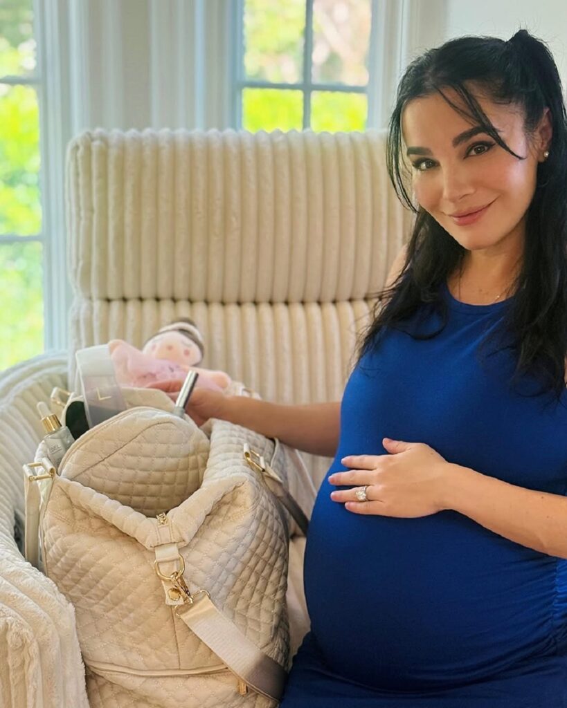 Martha Higareda da a luz a sus gemelas