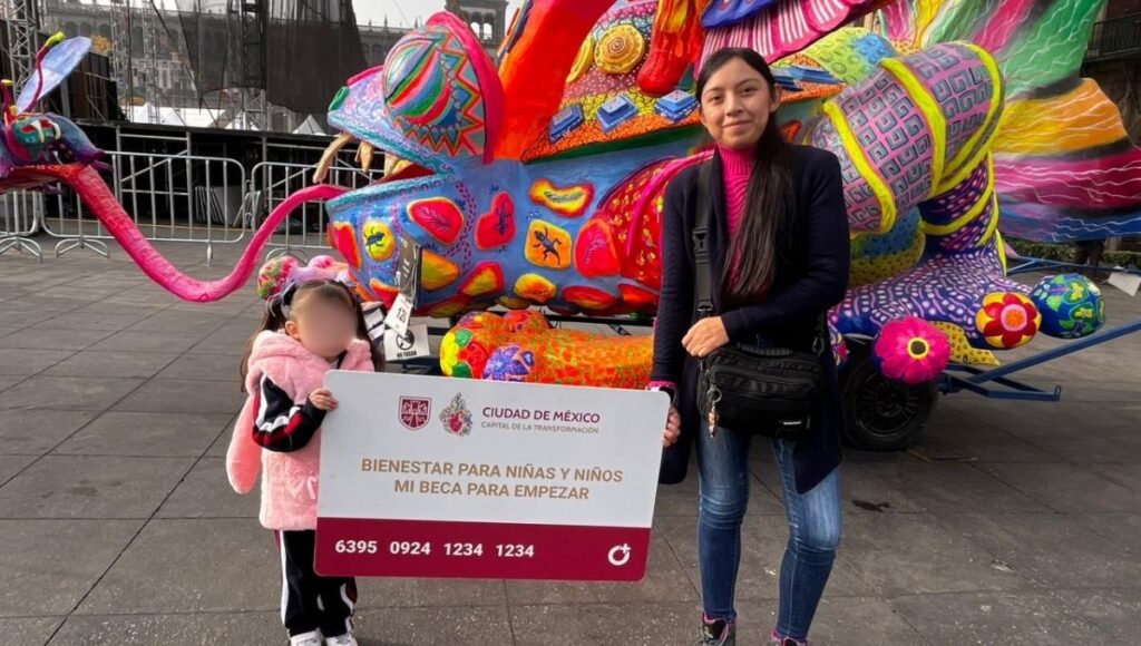 Entrega de tarjetas Mi Beca para Empezar 2025