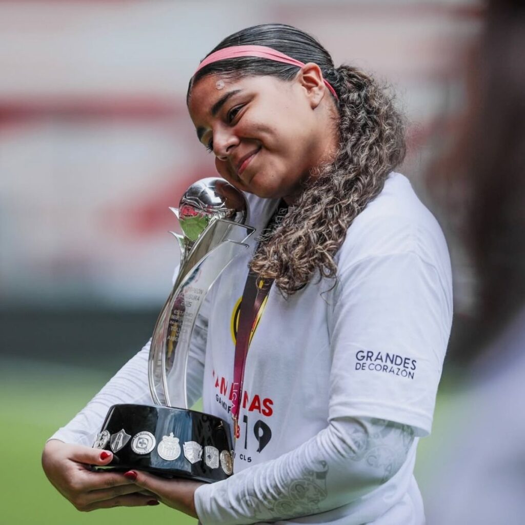 quien es valentina murrieta