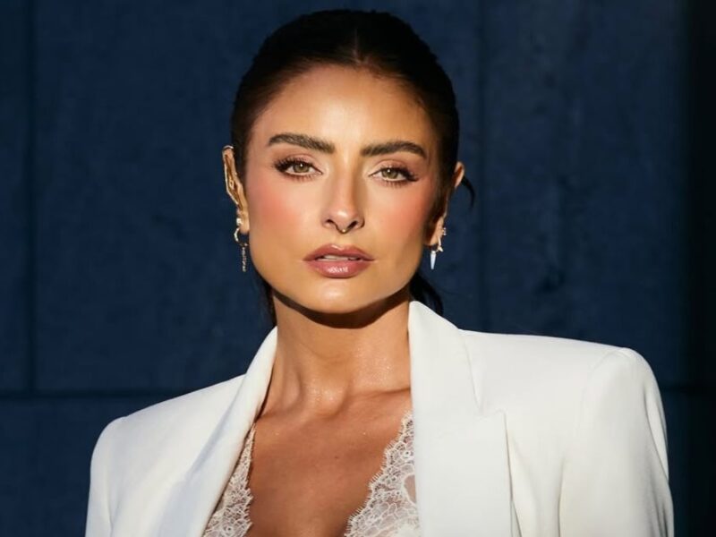 Aislinn Derbez reaparece tras la muerte de su madre Gabriela