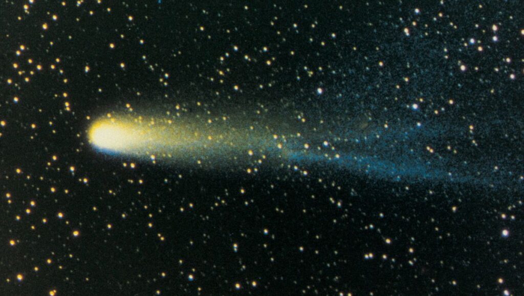 cometa 3IATLAS cambia de color a verde hoy 16 de diciembre 2025