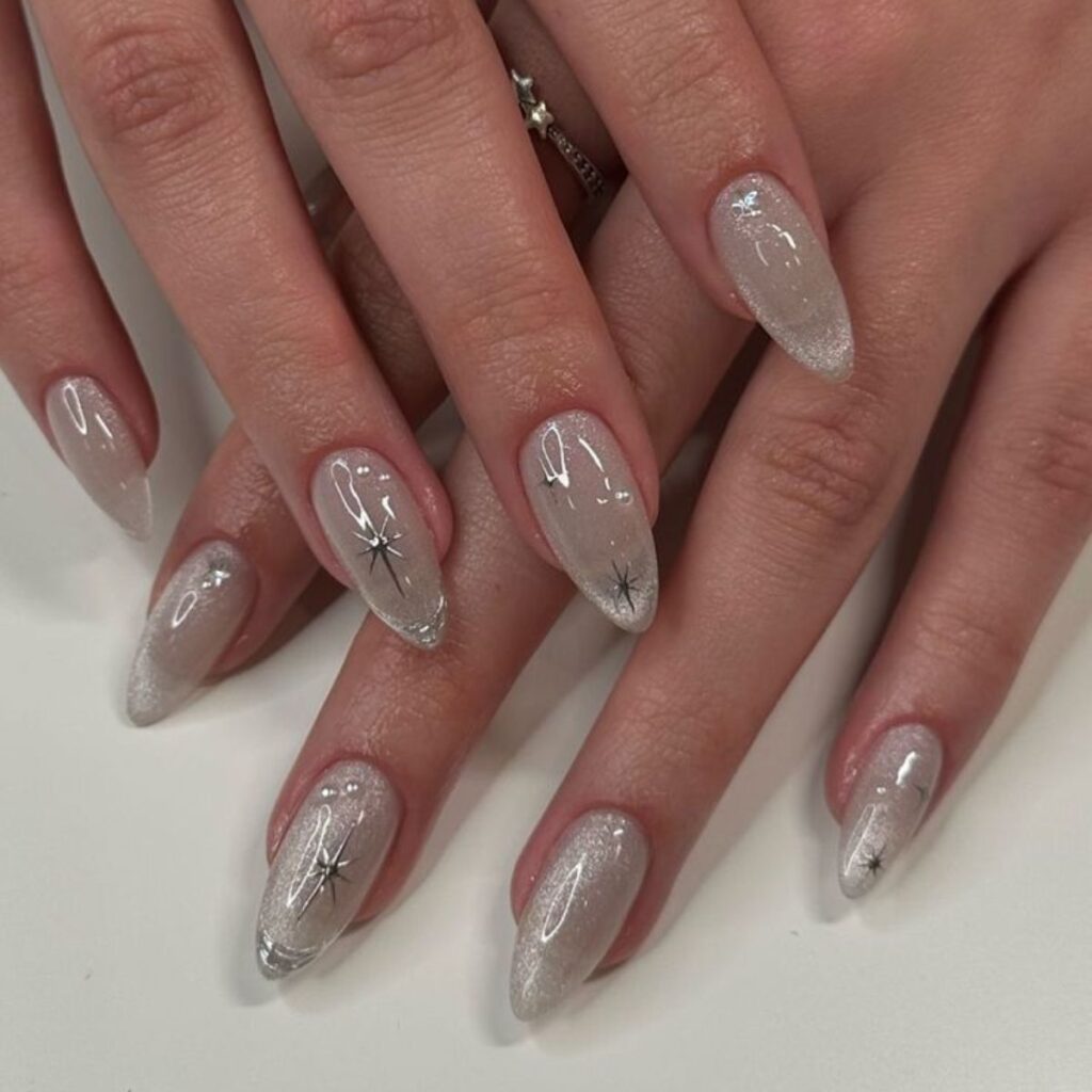 Ideas de diseños de uñas para el concierto de Dua Lipa en México