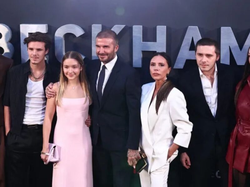 Brooklyn Beckham, hijo de David y Victoria los bloquea en redes sociales
