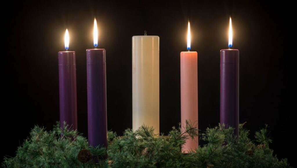 Colores de las velas en la corona de adviento