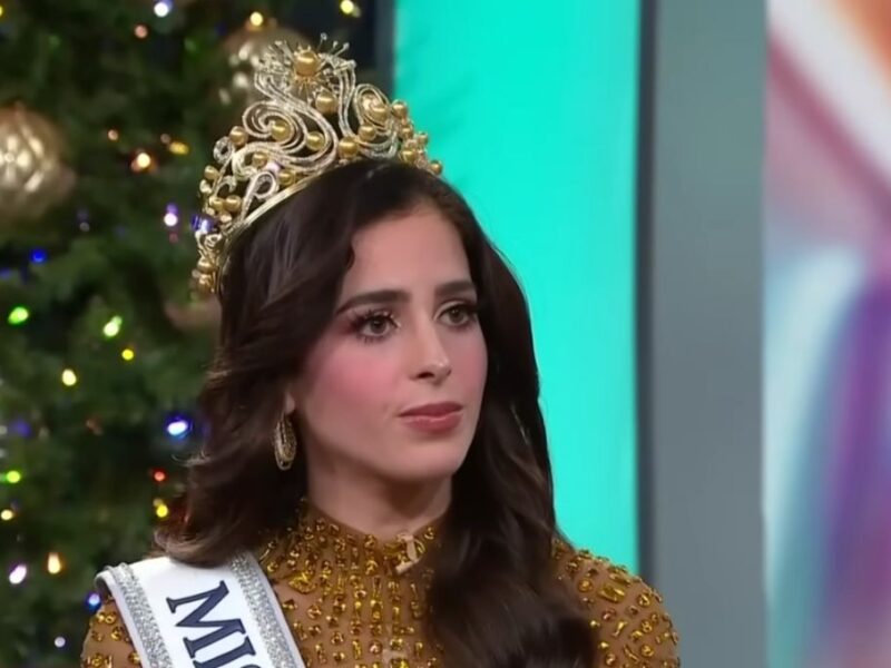 Fátima Bosch abandona entrevista de Telemundo