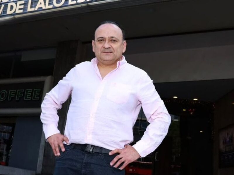 Lalo España confirma separación de su novio